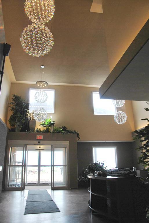 Days Inn By Wyndham Regina Airport West Luaran gambar